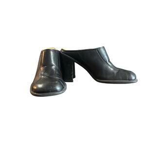 Y2K Vtg Tommy Hilfiger Black Leather Mules Chunky
Heels Size 6
